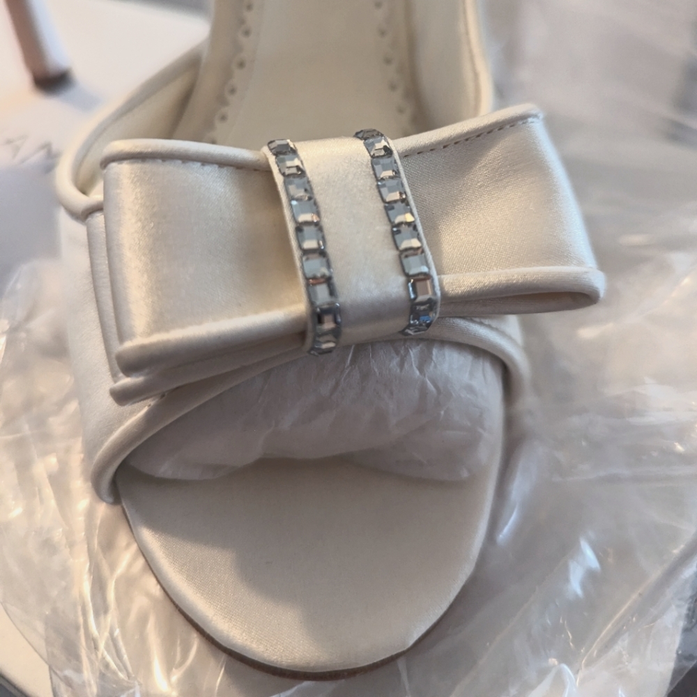 Benjamin Adams Neve Bridal Shoes in Ivory Duchesses Silk